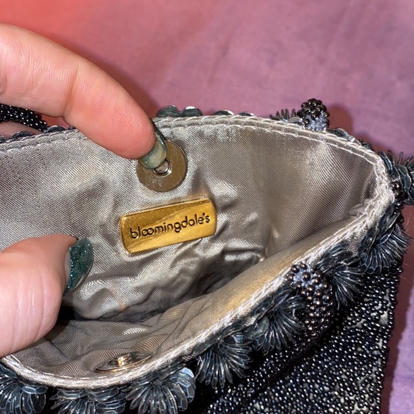 🔥BLOOMINGDALES Vintage Evening Bag🔥 - Picture 5 of 9